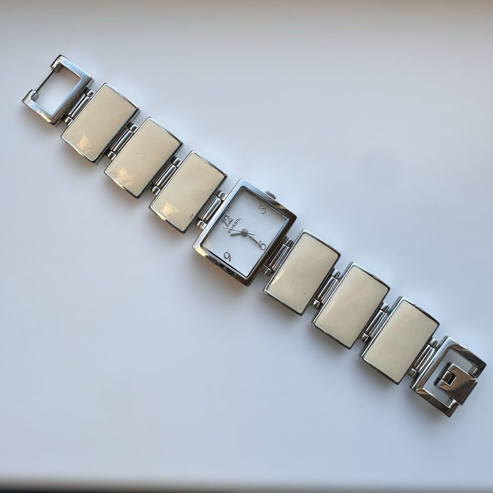 Fossil F2 Watch Size 5.5 Yellow Silver Tone Analog Stainless Steel Works New Bat